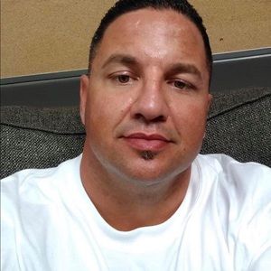 Meet your Posher, Travis